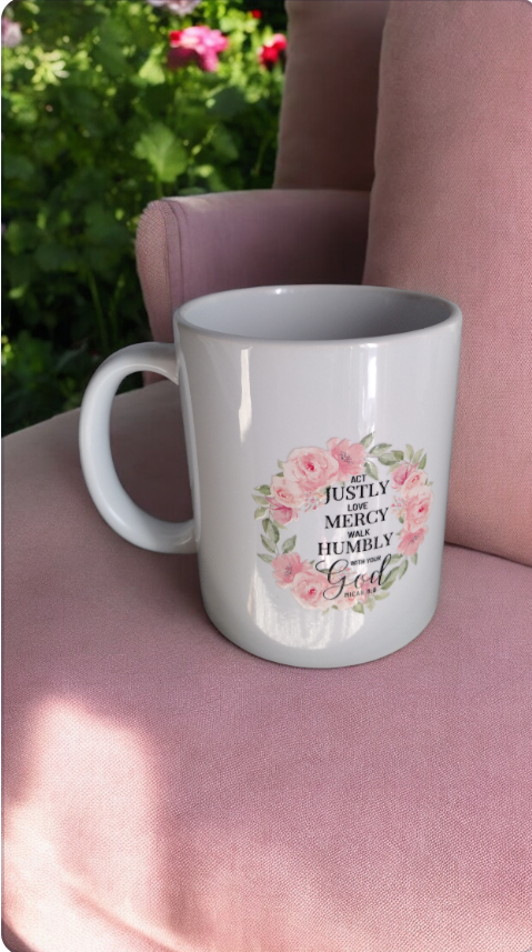 Coffee mug with a Bible quote and flower details 🌸