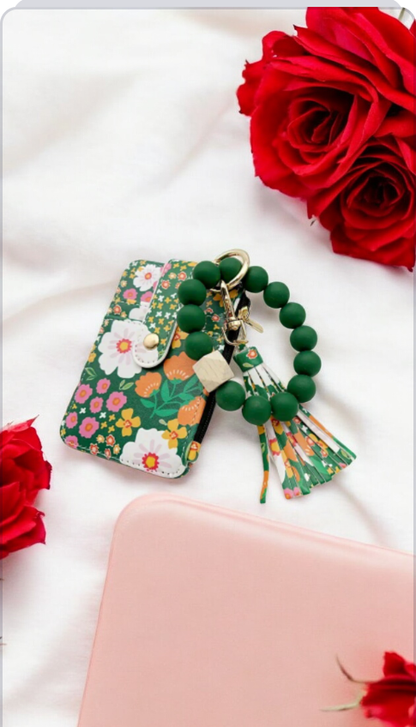 Llavero en forma de Pulsera Floral verde  y Porta Tarjetas 💐